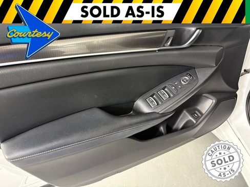 Used 2018 Honda Accord Sport image 13