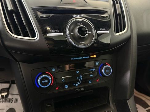 Used 2017 Ford Focus RS image 32