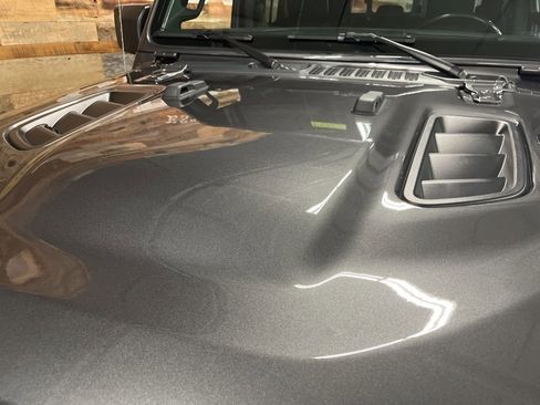 Used 2022 Jeep Gladiator Rubicon w/ LED Lighting Group image 11