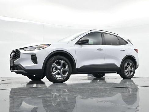 Used 2025 Ford Escape ST-Line AWD/4WD image 27