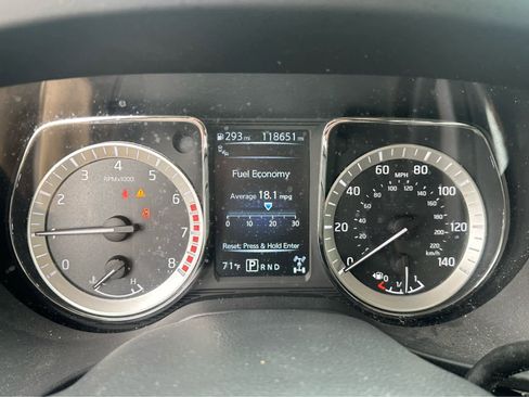 Used 2017 Nissan Titan Platinum Reserve AWD/4WD image 13