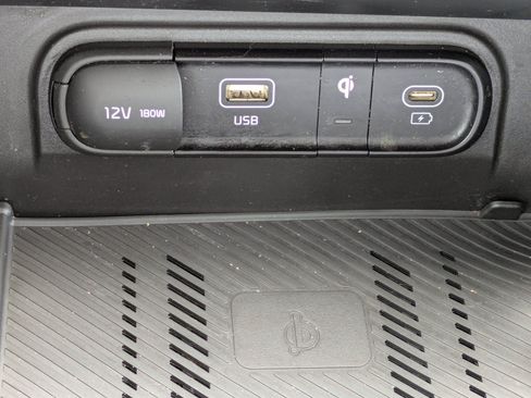 Certified 2023 Kia Sportage EX AWD/4WD image 26