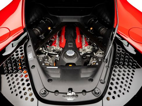 Used 2022 Ferrari SF90 Stradale image 60