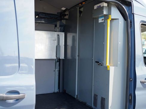 Used 2020 Ford Transit 250 148 High Roof Extended image 19