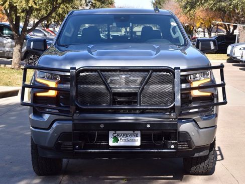 Used 2024 Chevrolet Silverado 1500 RST image 3