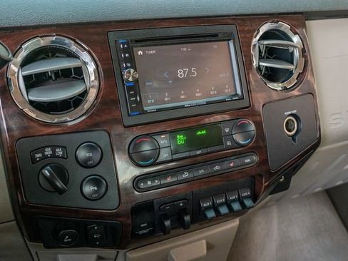 Used 2008 Ford F250 Lariat image 27