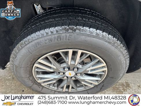 Used 2024 Chevrolet Traverse LT AWD/4WD image 11