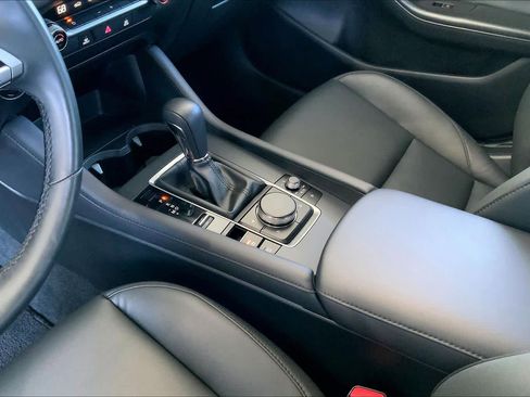 Used 2023 MAZDA MAZDA3 s image 17