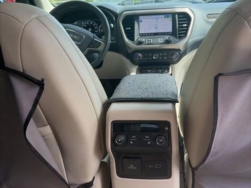 Used 2021 GMC Acadia Denali w/ Denali Technology Package image 25