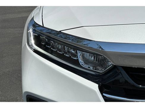 Used 2022 Honda Accord LX image 18