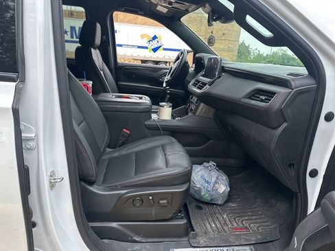 Used 2023 Chevrolet Tahoe RST image 9