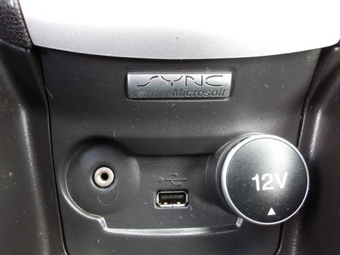 Used 2014 Ford Fiesta SE FWD image 15