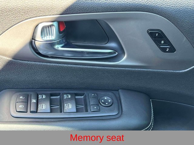 New 2027 Chrysler Pacifica Select AWD/4WD image 22