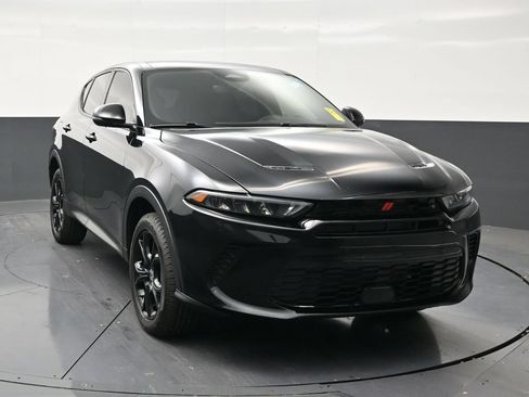 Used 2024 Dodge Hornet GT Plus w/ GT Blacktop Package AWD/4WD image 7