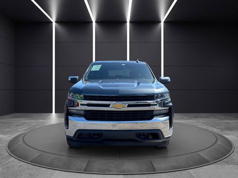 Used 2019 Chevrolet Silverado 1500 LT AWD/4WD image 2
