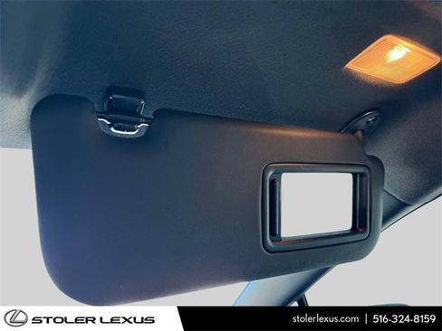 Used 2021 Toyota Corolla SE image 35