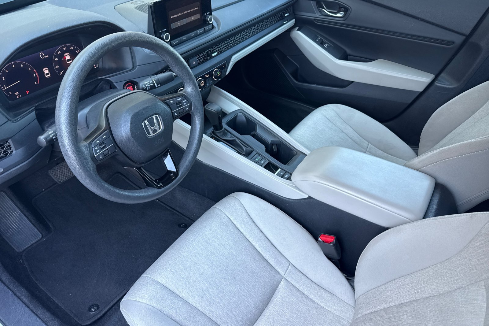 Used 2023 Honda Accord EX image 12