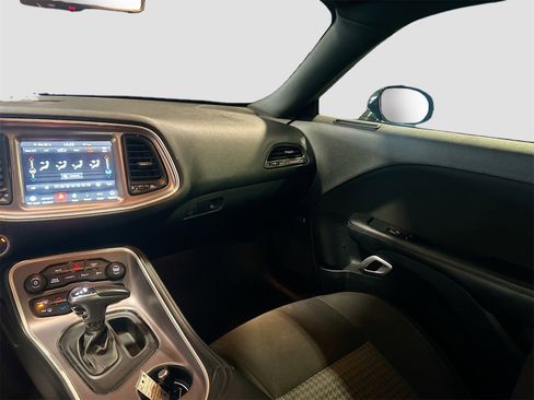 Used 2021 Dodge Challenger R/T Scat Pack w/ Driver Convenience Group image 23