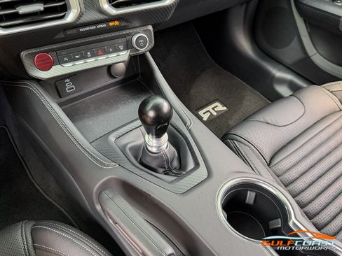 Used 2025 Ford Mustang GT Premium w/ GT Performance Package RWD image 18