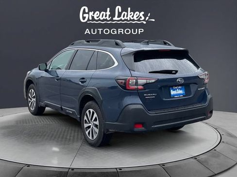 Used 2025 Subaru Outback Premium AWD/4WD image 3