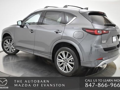 New 2025 MAZDA CX-5 Signature image 7