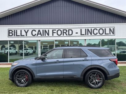 New 2025 Ford Explorer ST-Line
