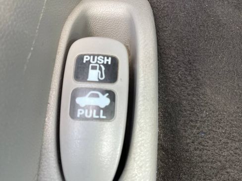 Used 2012 Honda Civic EX-L image 17