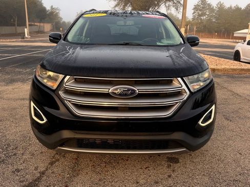 Used 2017 Ford Edge SEL w/ Class II Trailer Tow Package AWD/4WD image 2