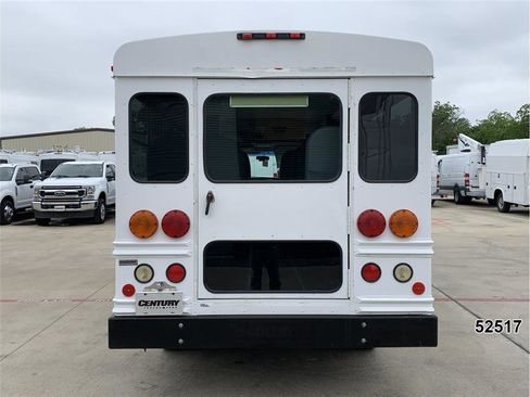 Used 2007 Chevrolet Express 3500 w/ School Bus Package RWD image 7