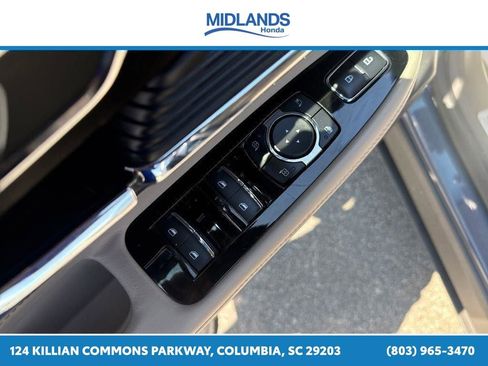 Used 2022 Lincoln Corsair AWD w/ Equipment Group 101A image 24