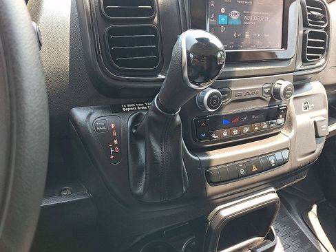 Used 2025 RAM ProMaster 2500 w/ U-Haul Equipment Group FWD image 12