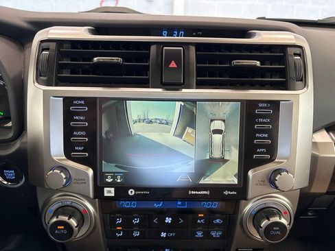 Used 2022 Toyota 4Runner Limited AWD/4WD image 39