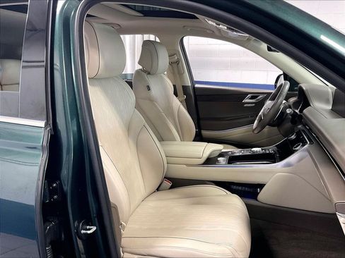 Used 2023 Genesis GV80 3.5T w/ Advanced Package AWD/4WD image 11