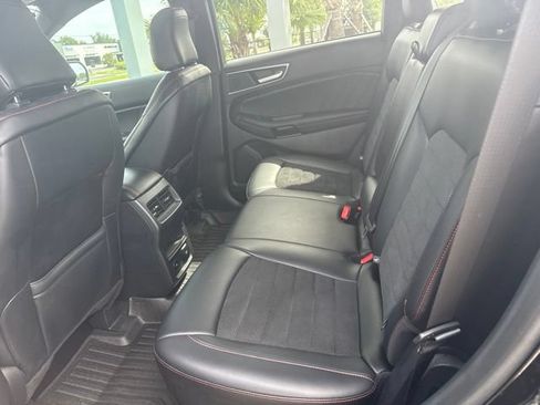Used 2024 Ford Edge ST-Line AWD/4WD image 5