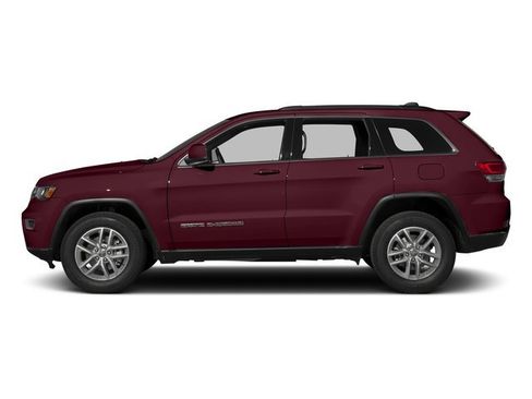 Used 2017 Jeep Grand Cherokee Altitude image 3