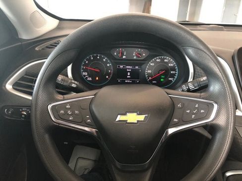 Used 2024 Chevrolet Malibu LT FWD image 13