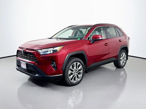 Certified 2022 Toyota RAV4 XLE Premium AWD/4WD image 2