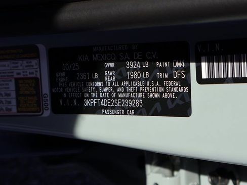 New 2025 Kia K4 LXS image 39