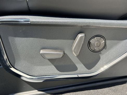 New 2026 Ford F250 Platinum w/ Tremor Off-Road Package image 14