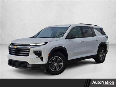 Used 2026 Chevrolet Traverse LT