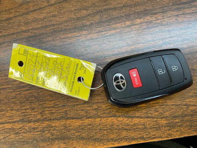 Used 2024 Toyota Prius XLE FWD image 44