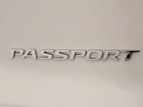 Used 2025 Honda Passport EX-L image 9