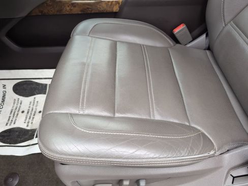 Used 2016 GMC Yukon Denali w/ Enhanced Security Package image 22