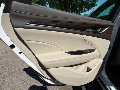 Used 2017 Buick LaCrosse FWD image 23