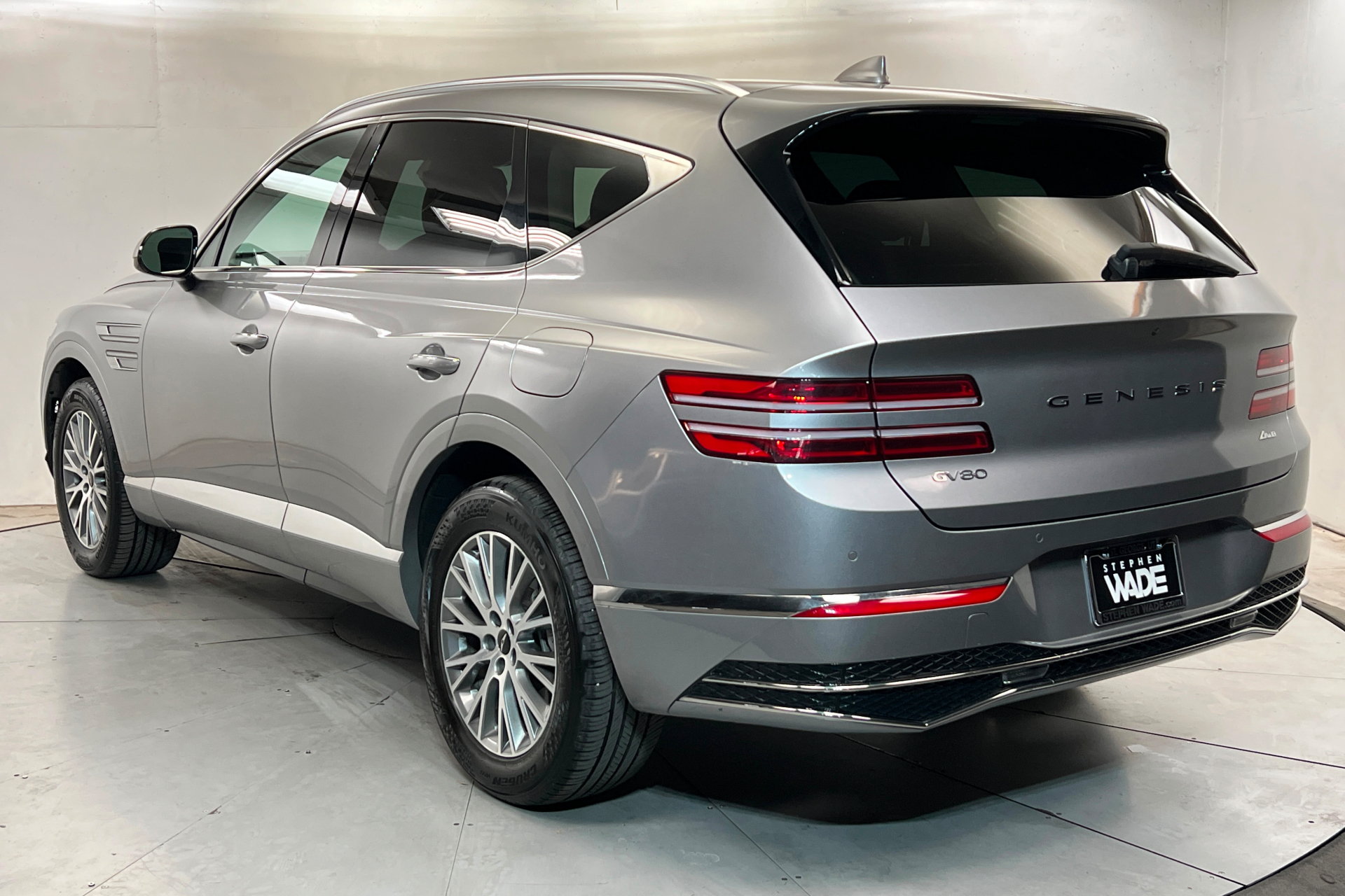 Used 2025 Genesis GV80 2.5T Standard AWD/4WD image 3