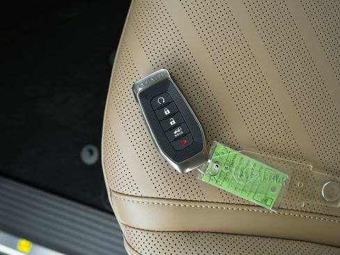 New 2026 INFINITI QX80 Luxe w/ Cargo Package image 35