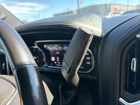 Used 2020 GMC Sierra 2500 AT4 w/ AT4 Premium Package AWD/4WD image 16