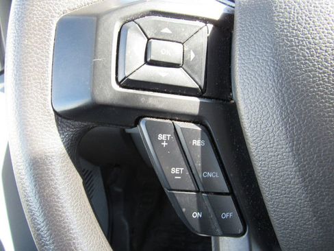 Used 2022 Ford F650 2WD Regular Cab Super Duty image 42