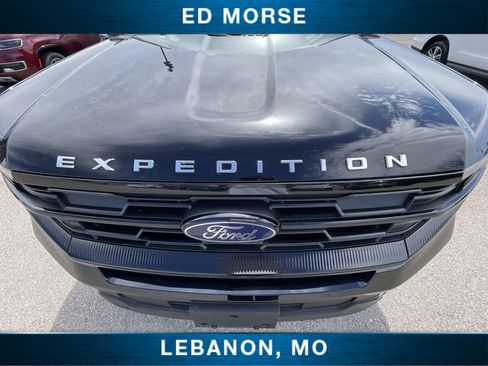 Used 2025 Ford Expedition Active AWD/4WD image 30