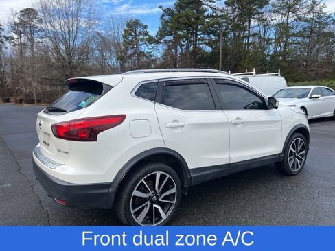 Used 2017 Nissan Rogue Sport SL w/ SL Premium Package image 6